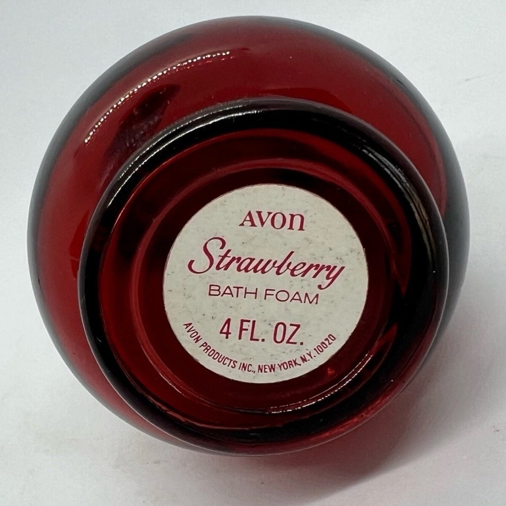 Avon Ruby Red Glass Strawberry Bath Foam Decanter Bottle (Empty) - Picture 6 of 6